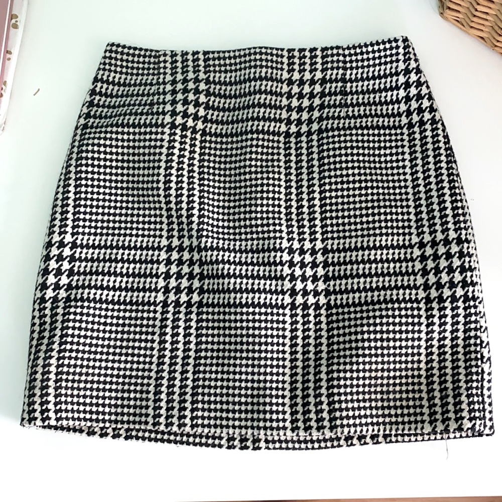 Houndstooth Skirt